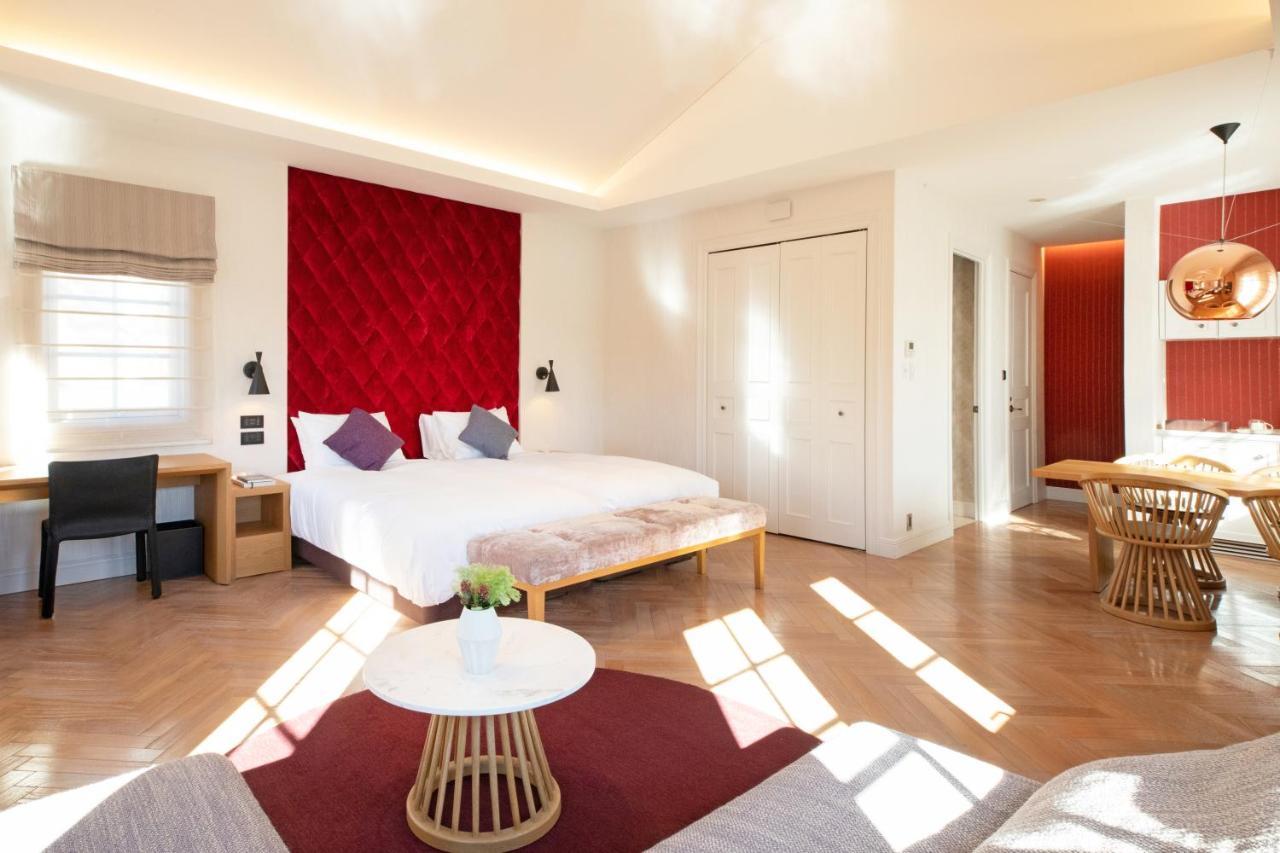 Petals Hotel 4*